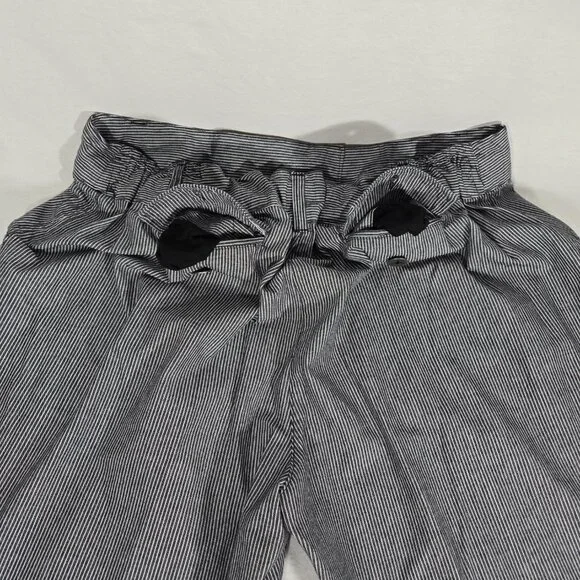 VINTAGE Striped Elastic Waist Drawstring Cargo BERMUDA Shorts Women's Size L/XL. - Picture 11 of 17